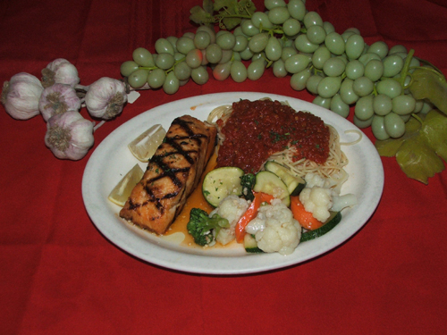 Filetto Di Salmone A La Griglia. Grilled Salmon.